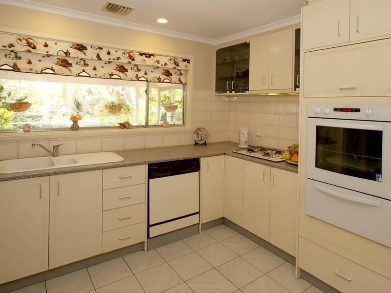 9 Anne Court, Happy Valley SA 5159