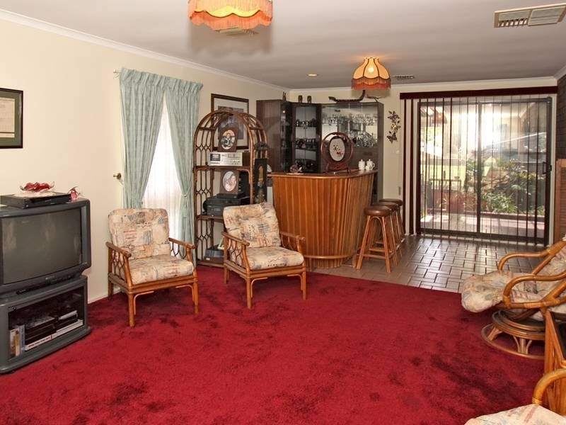 9 Anne Court, Happy Valley SA 5159