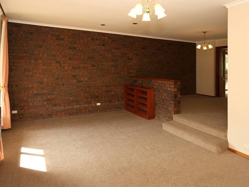 18 Booth Street, Happy Valley SA 5159
