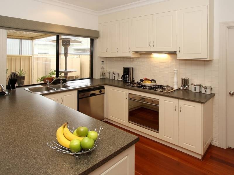 2B Gowrie Avenue, Glengowrie SA 5044