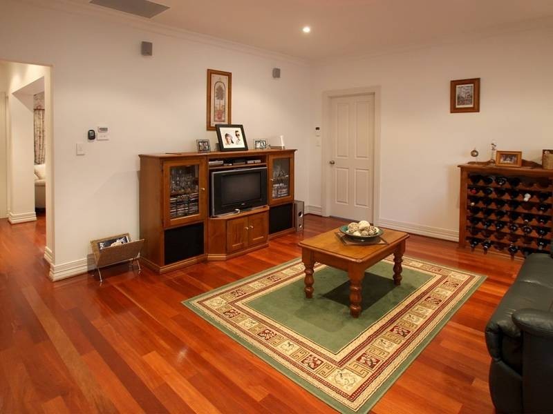 2B Gowrie Avenue, Glengowrie SA 5044