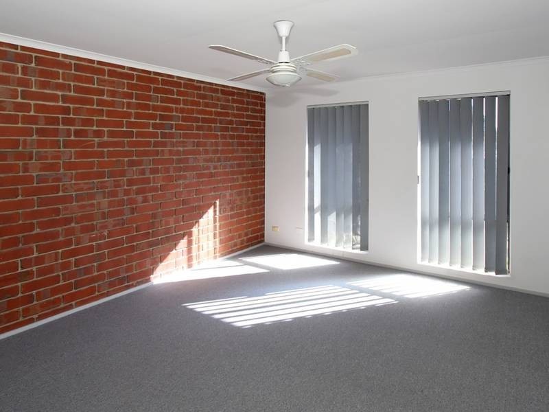 28/11 Ash Street, Aberfoyle Park SA 5159