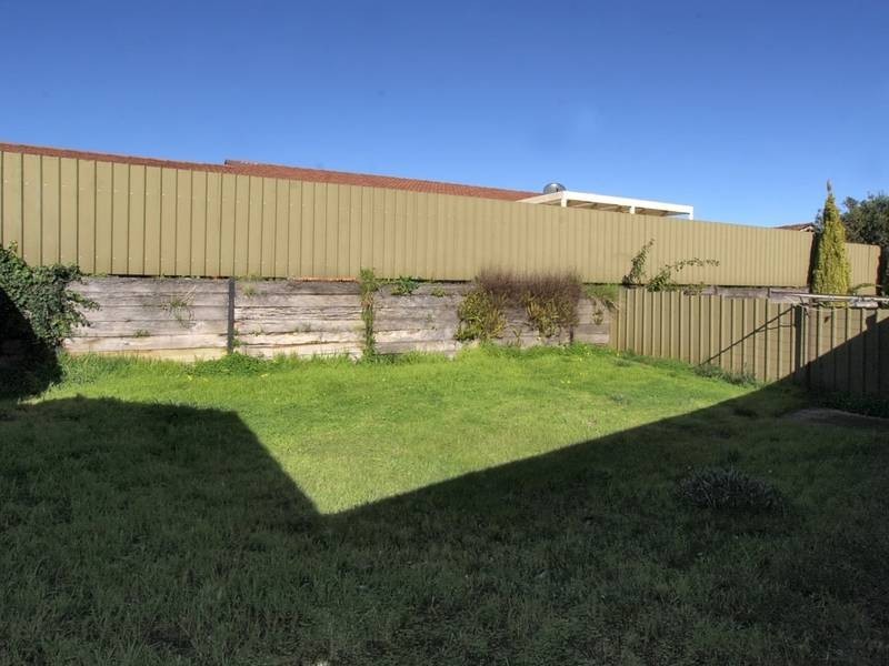 28/11 Ash Street, Aberfoyle Park SA 5159