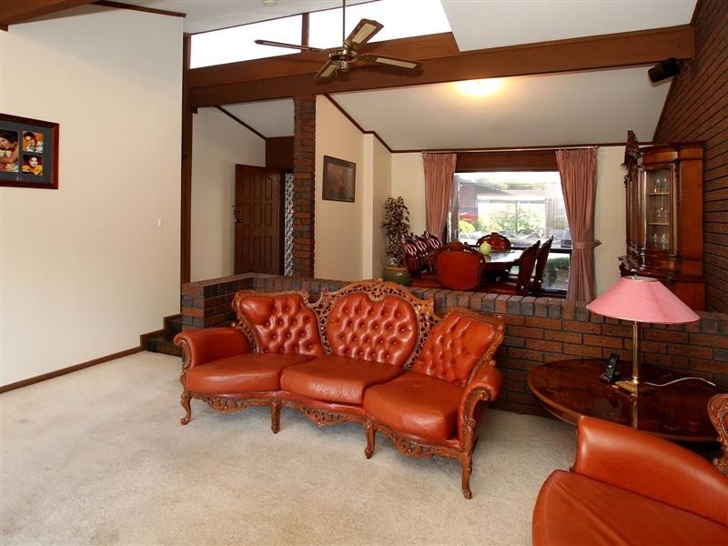 18 Garnet Crescent, Flagstaff Hill SA 5159