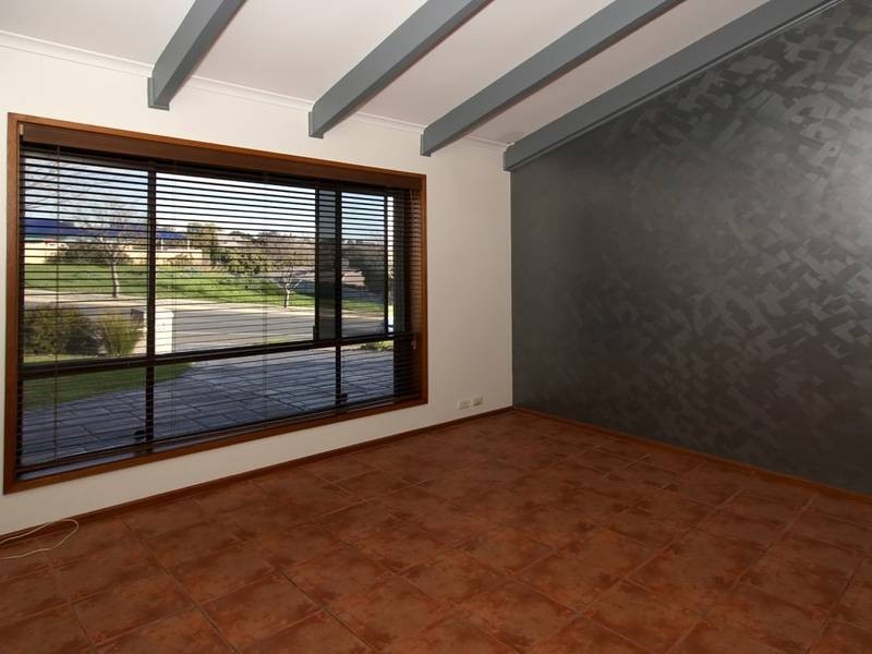 90 Lander Road, Trott Park SA 5158