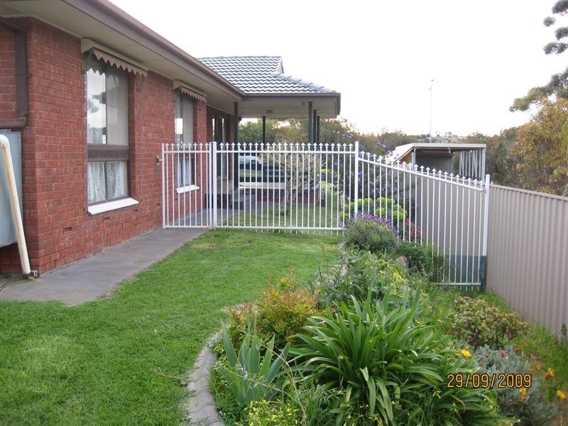 7 Caribbean Crescent, Happy Valley SA 5159