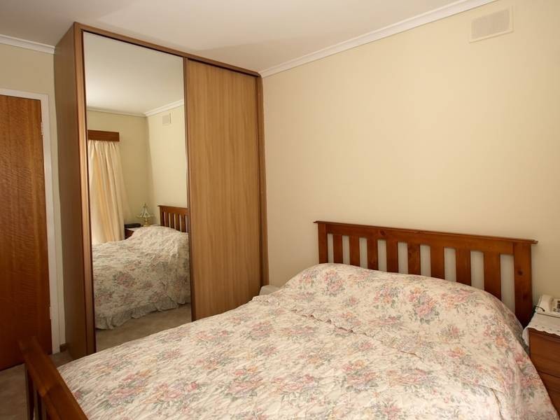 7 Caribbean Crescent, Happy Valley SA 5159