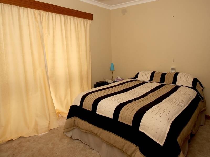 7 Caribbean Crescent, Happy Valley SA 5159