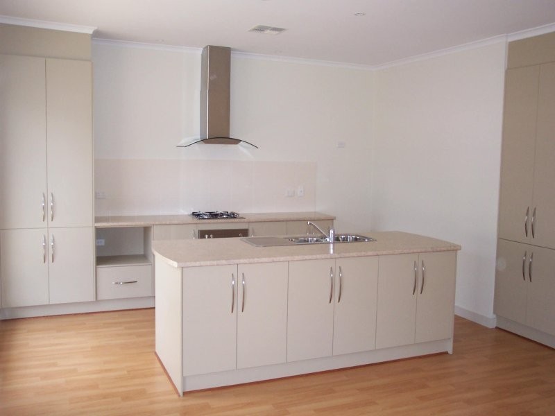 19 Scarborough Terrace, Dover Gardens SA 5048