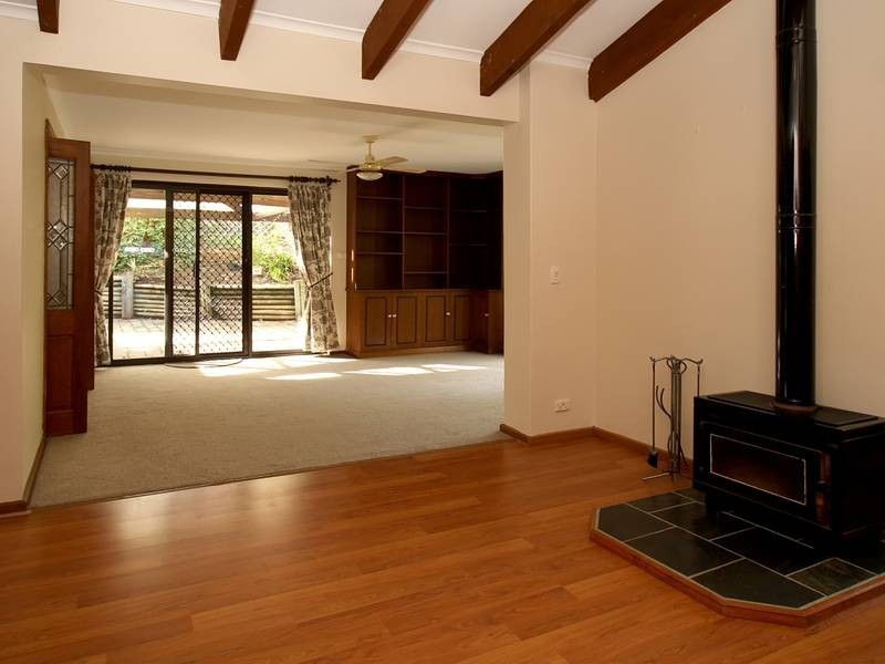 18 Booth Street, Happy Valley SA 5159