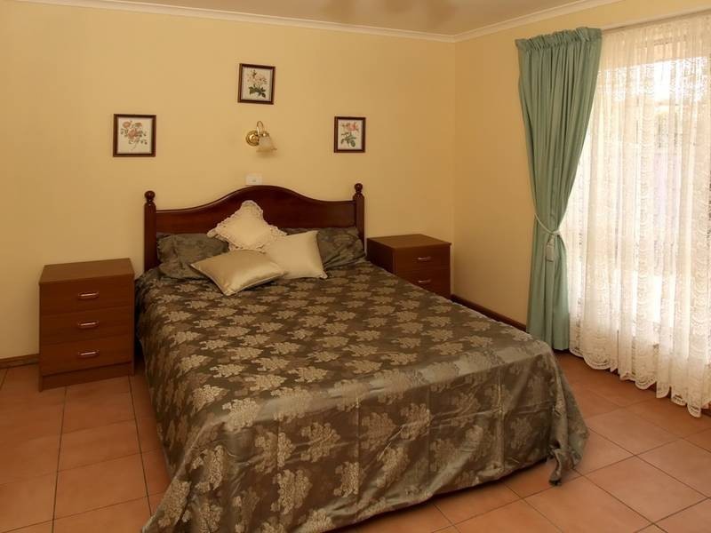 55 Delta Crescent, Aberfoyle Park SA 5159