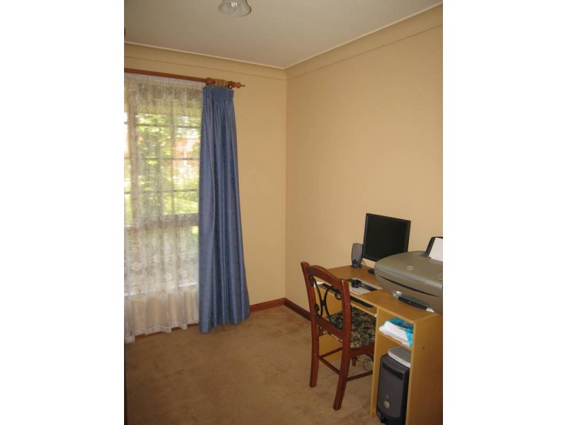 1 Monaco Circuit, Aberfoyle Park SA 5159