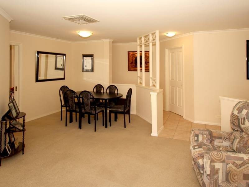 2 Airlie Mews, Hallett Cove SA 5158