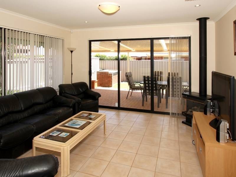 2 Airlie Mews, Hallett Cove SA 5158