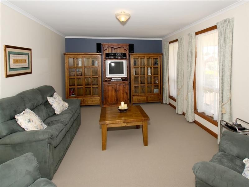 20 Allworth Drive, Happy Valley SA 5159