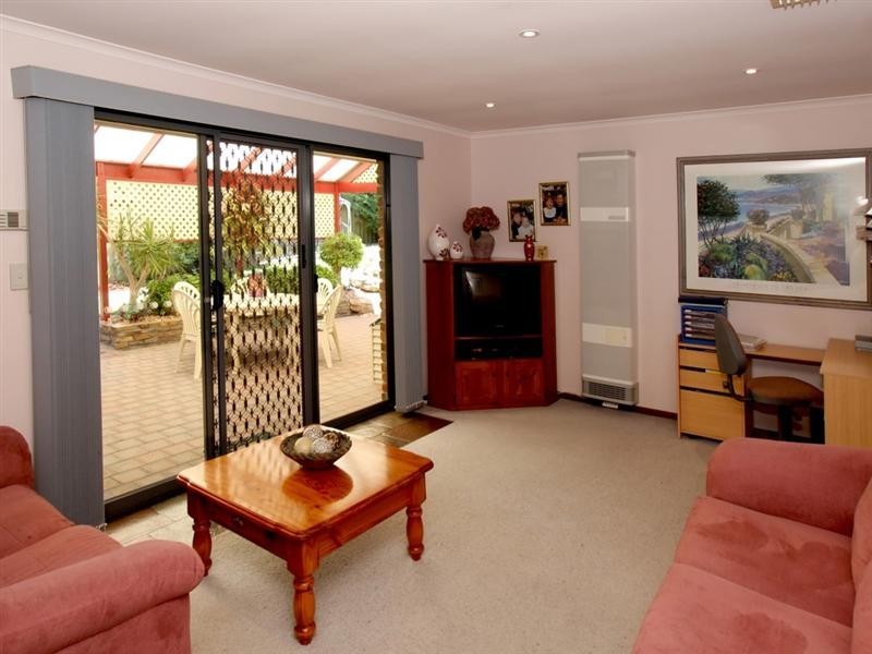 21 Quinvale Road, Hallett Cove SA 5158