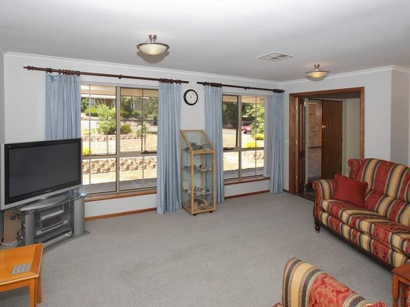 38 Easton Road, Happy Valley SA 5159