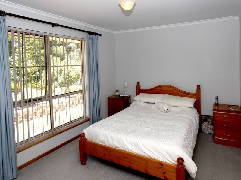 38 Easton Road, Happy Valley SA 5159