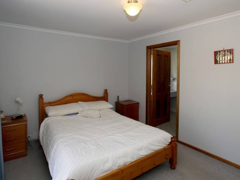 38 Easton Road, Happy Valley SA 5159