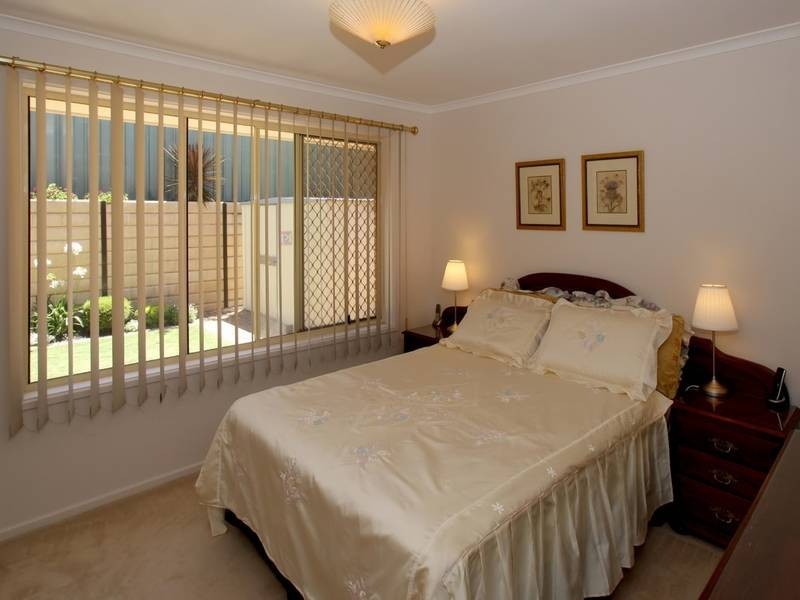 6 Cranbourne Drive, O’halloran Hill SA 5158