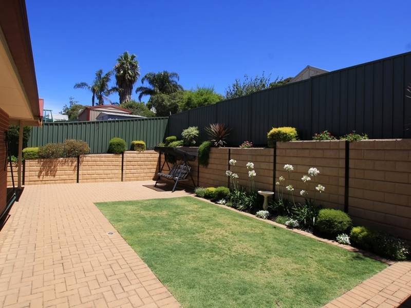 6 Cranbourne Drive, O’halloran Hill SA 5158