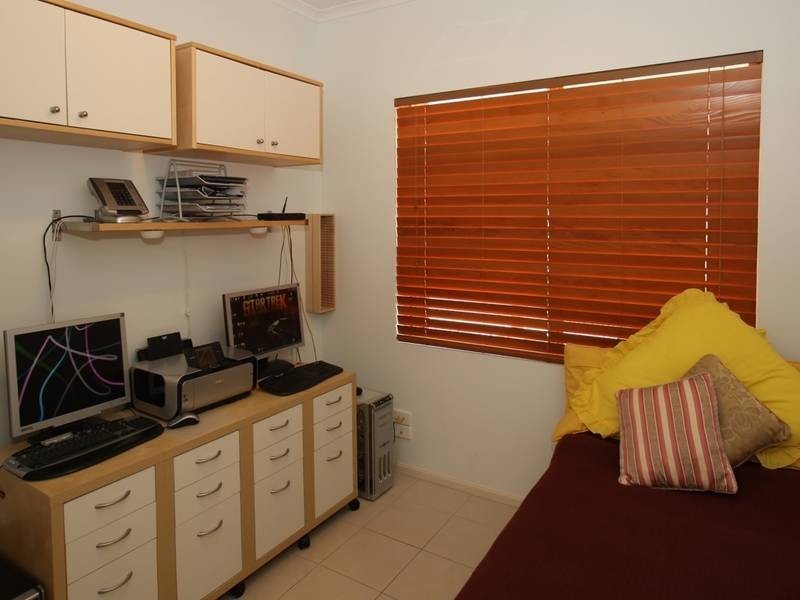 6 Zollo Drive, Woodcroft SA 5162