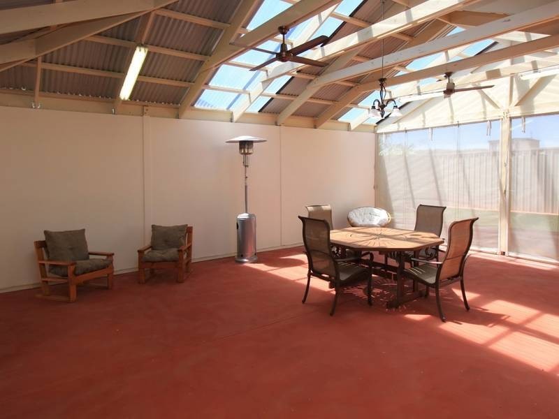 6 Zollo Drive, Woodcroft SA 5162