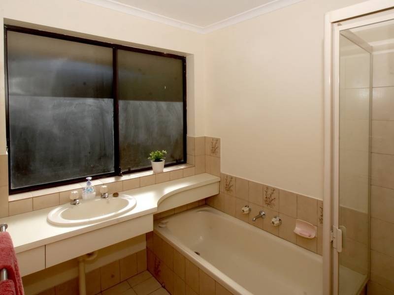 2 Mistral Court, Hallett Cove SA 5158