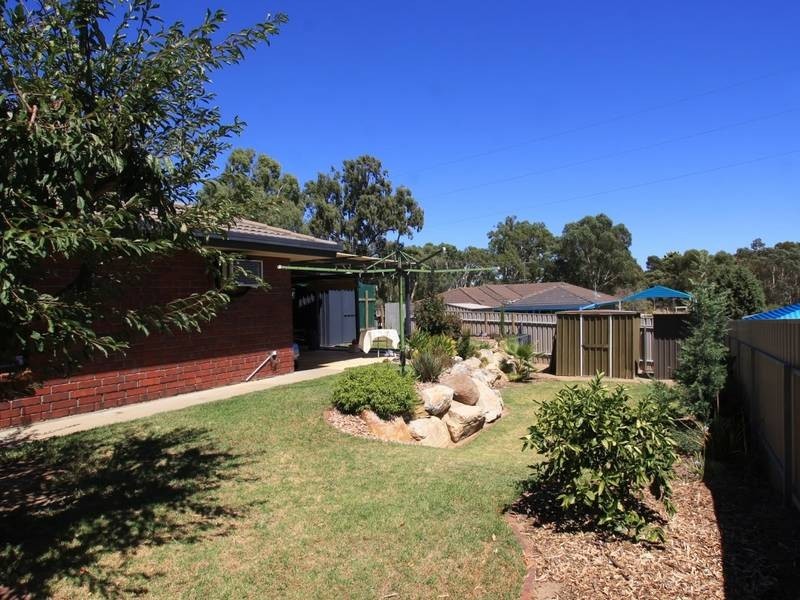 5 Windebanks Road, Aberfoyle Park SA 5159