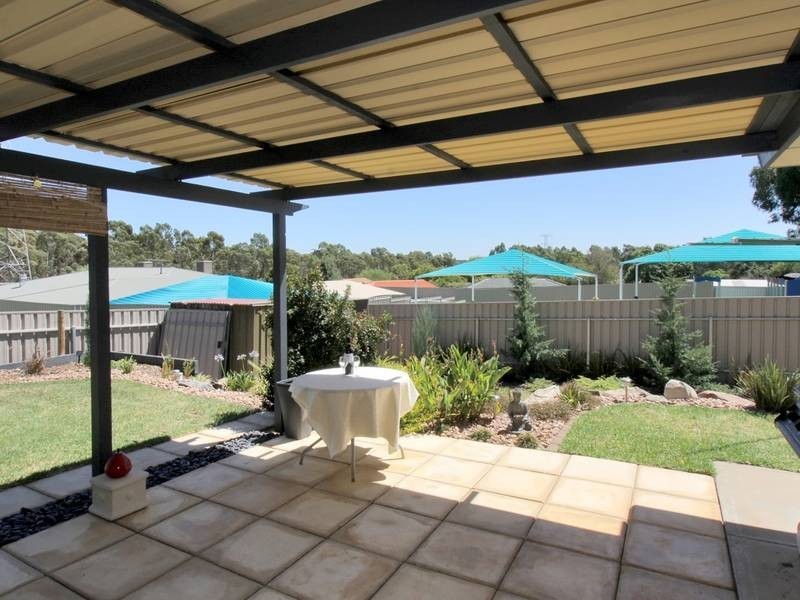 5 Windebanks Road, Aberfoyle Park SA 5159