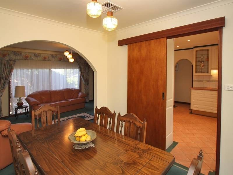 5 Broadmeadow Drive, Flagstaff Hill SA 5159