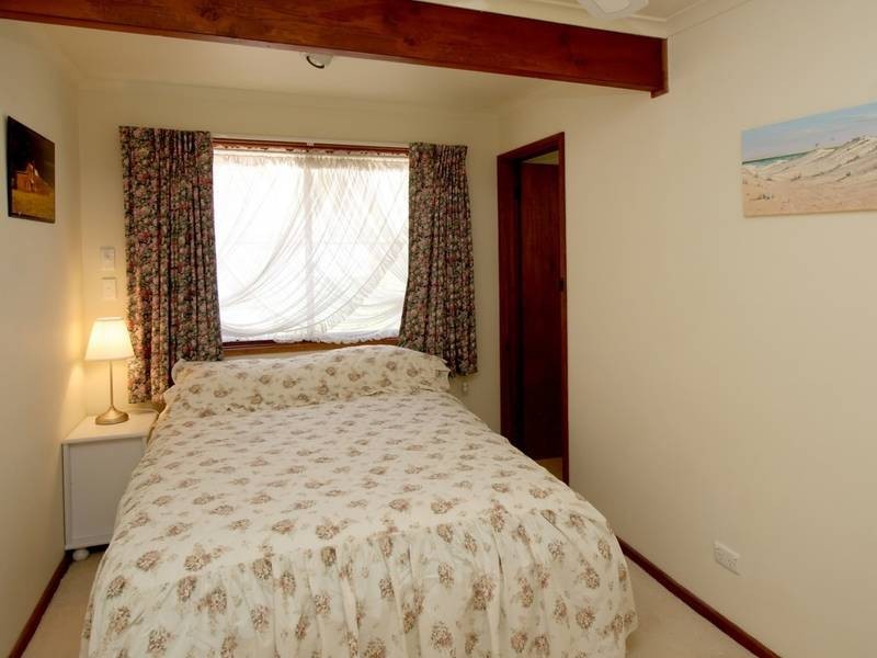 5 Broadmeadow Drive, Flagstaff Hill SA 5159