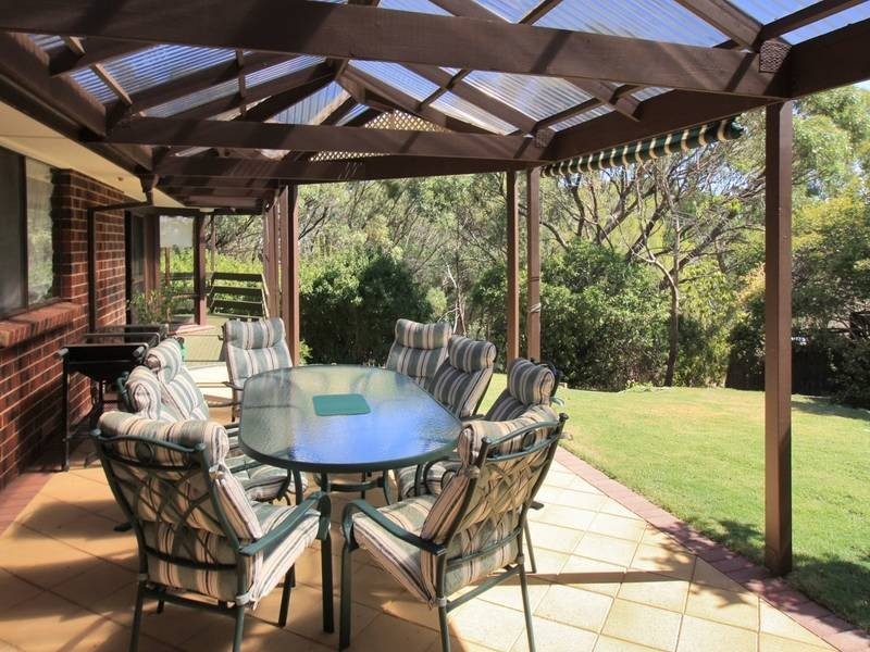 5 Broadmeadow Drive, Flagstaff Hill SA 5159