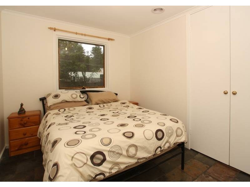 26 Tania Drive, Aberfoyle Park SA 5159