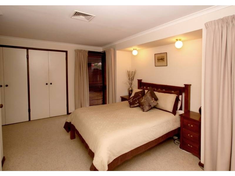 6 Gunya Street, Flagstaff Hill SA 5159