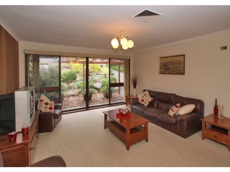 6 Gunya Street, Flagstaff Hill SA 5159