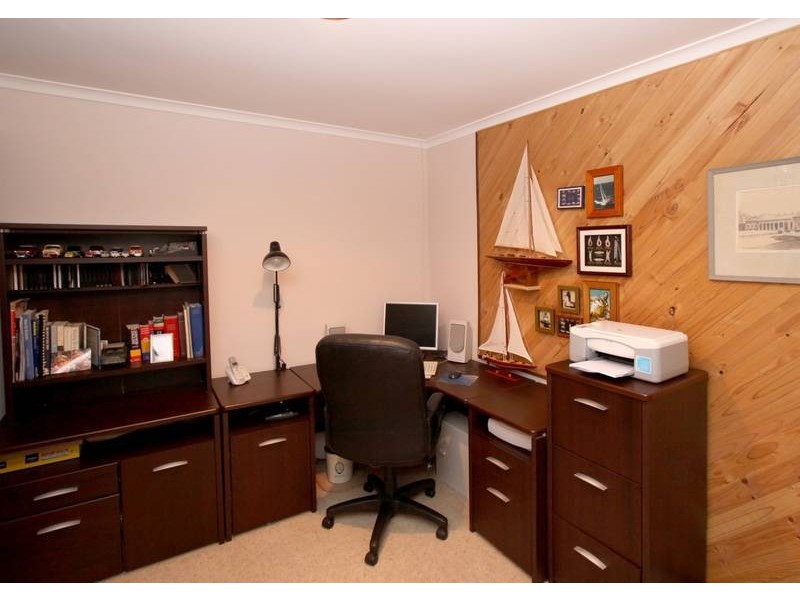 6 Gunya Street, Flagstaff Hill SA 5159