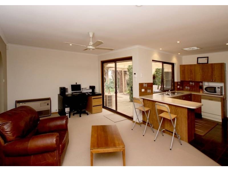 36 Nickel Drive, Aberfoyle Park SA 5159