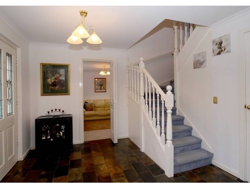 7 Willow Way, Aberfoyle Park SA 5159