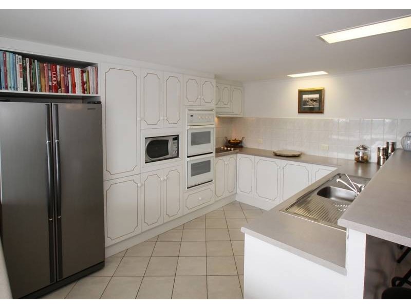 7 Willow Way, Aberfoyle Park SA 5159