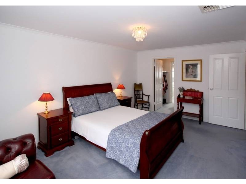 7 Willow Way, Aberfoyle Park SA 5159