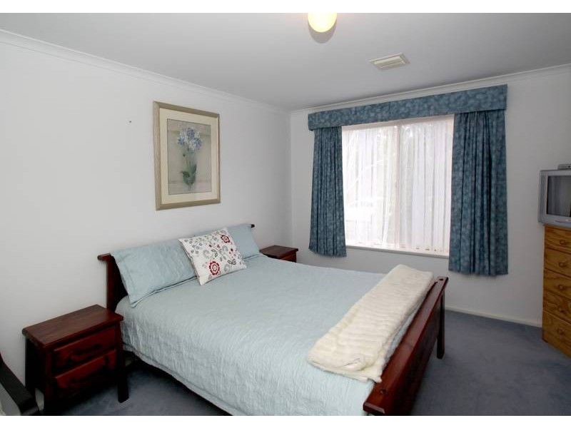 7 Willow Way, Aberfoyle Park SA 5159