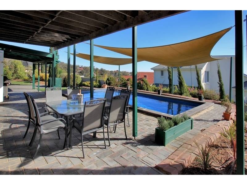 7 Willow Way, Aberfoyle Park SA 5159