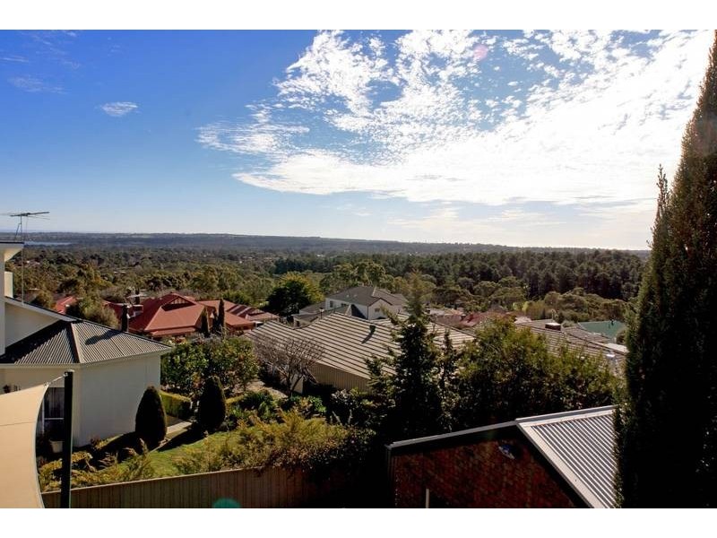 7 Willow Way, Aberfoyle Park SA 5159