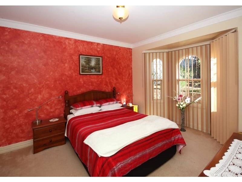 10 Heron Place, Flagstaff Hill SA 5159