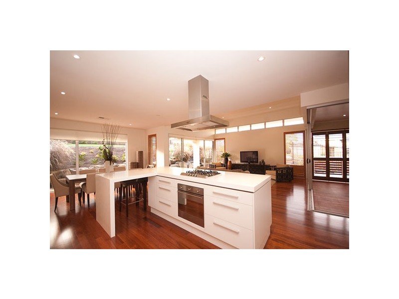 32 Highfield Dr, Craigburn Farm SA 5051