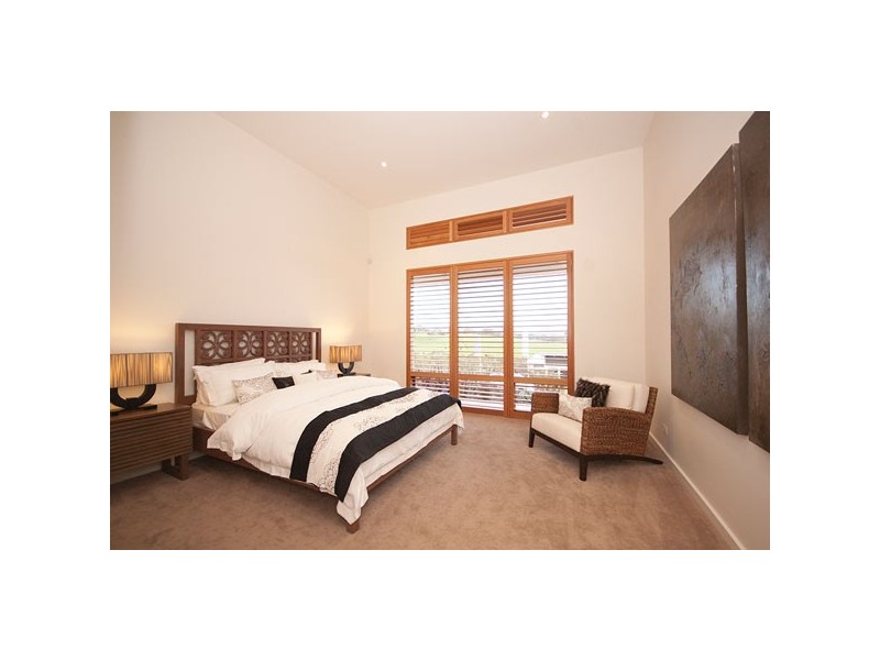 32 Highfield Dr, Craigburn Farm SA 5051