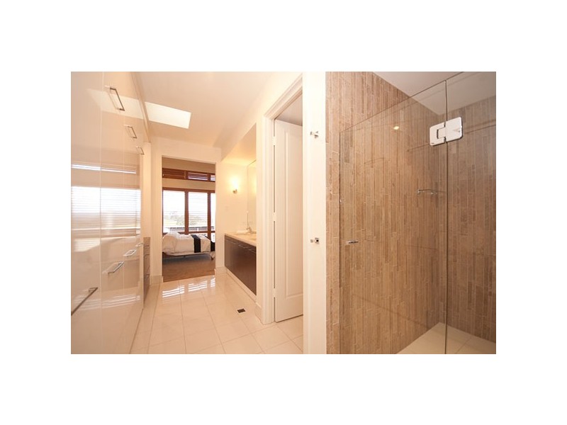 32 Highfield Dr, Craigburn Farm SA 5051