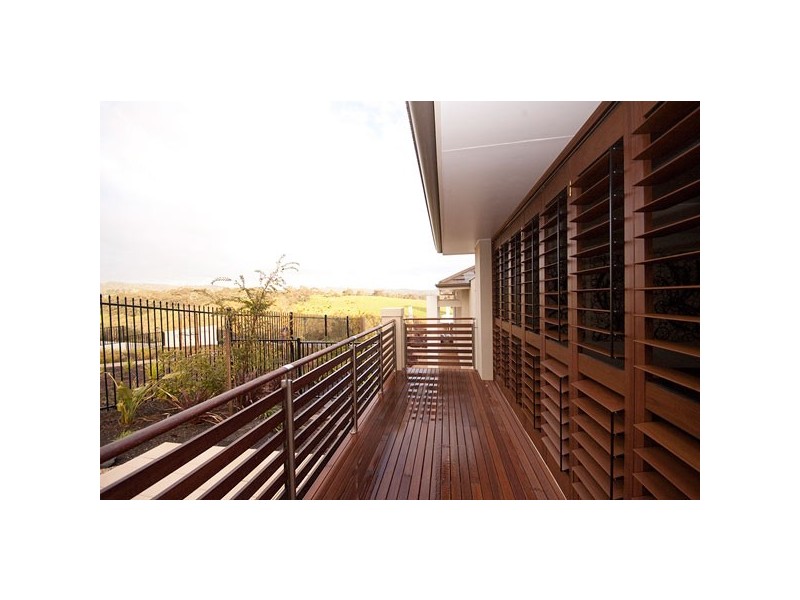 32 Highfield Dr, Craigburn Farm SA 5051