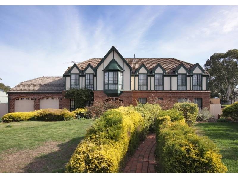 14 Shetland Street, Woodcroft SA 5162